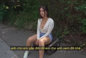 Cô gái 18 tuổi bị chịch đến mức phát điên, cô ấy là hoa hậu hàng đầu của trường!